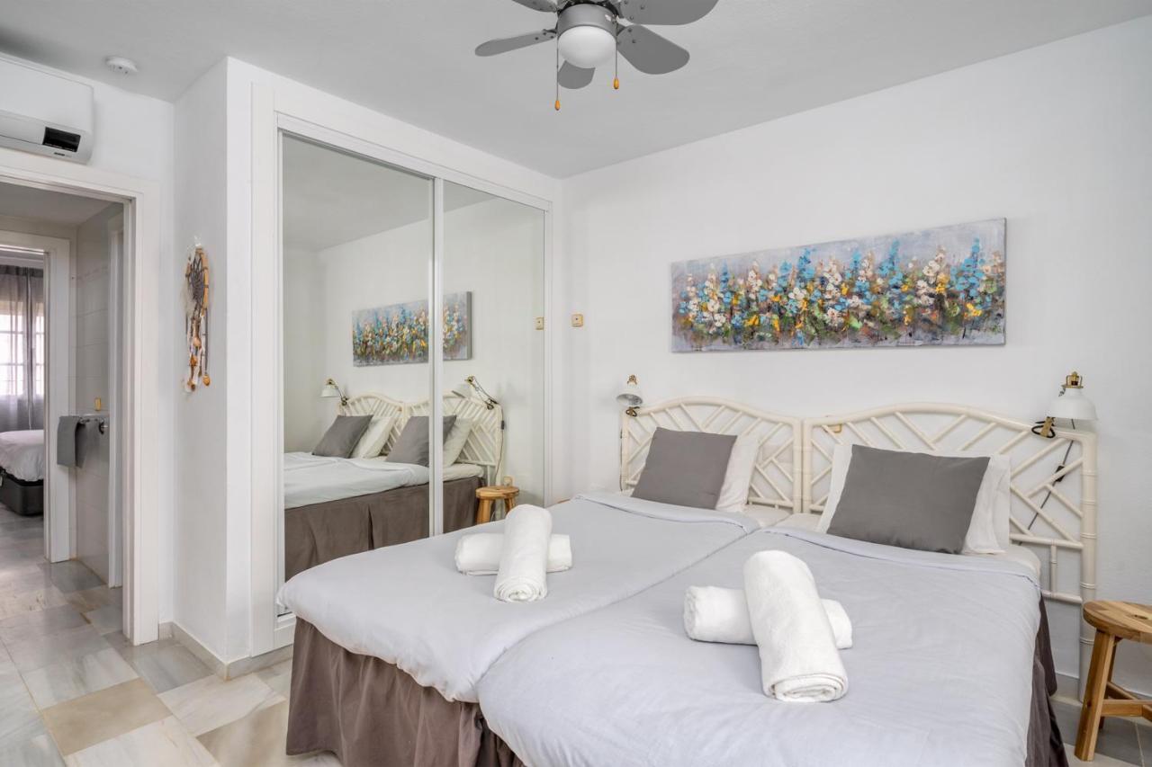 La Duquesa Apartment With Pool By Costarentals - Ref M8 Манільва Екстер'єр фото